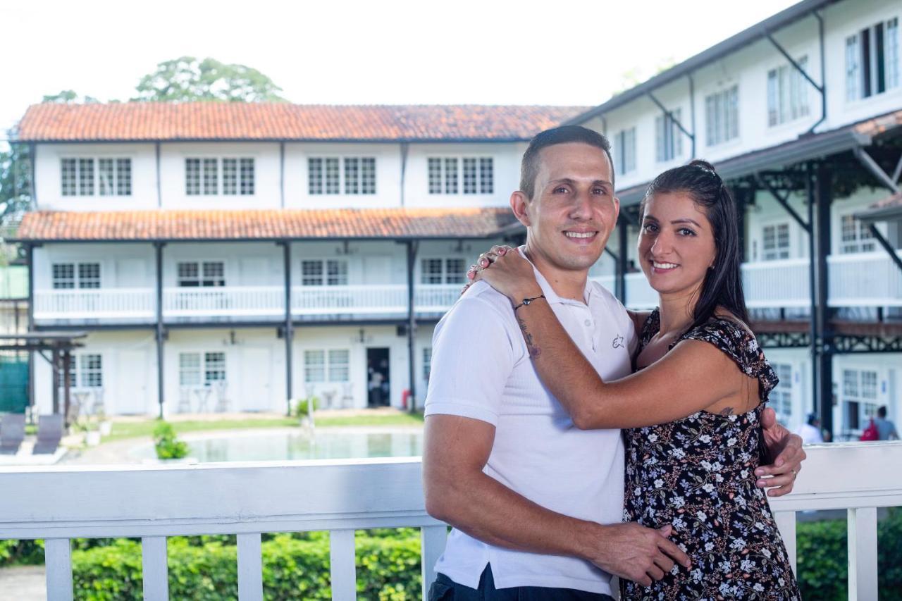 Hotel Luisiana サンホセ エクステリア 写真